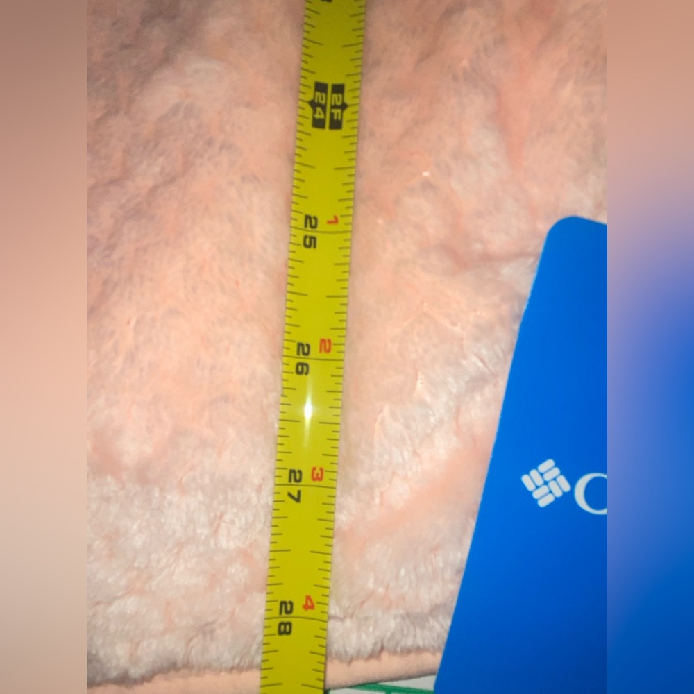 Columbia Jacket NWT, in a very cuddly fleece in a soft peach color. Size 2X. - Picture 6 of 12